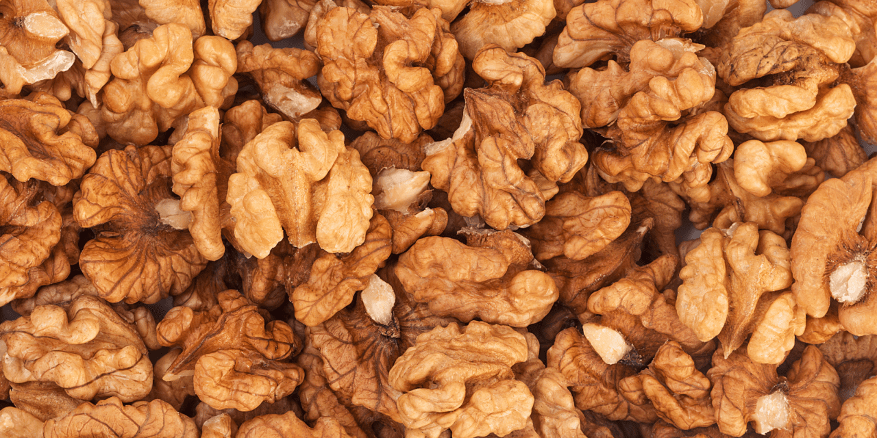 10 Reasons to Add Walnuts to Your Daily Diet