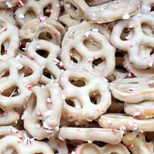 Hayden Valley Foods Yogurt Pretzels with Peppermint 1lb